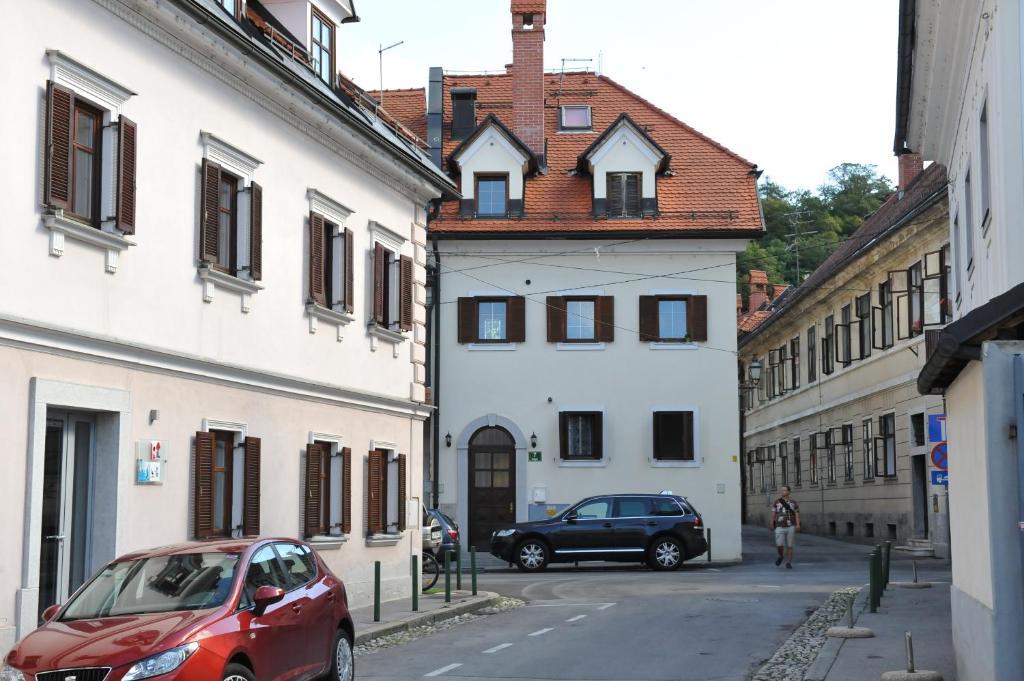 Spacious 2-Bedroom Apartment Zabjak With Ac Tour As Ljubljana Exterior foto